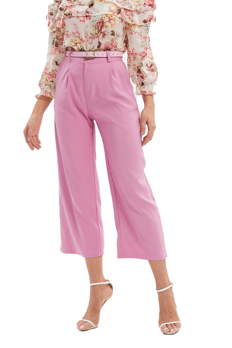 Pleated pink pants